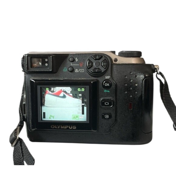 Olympus Camedia C-3030 Zoom 3.3MP Digital Camera Made In Japan Tested/Working - Picture 2 of 7